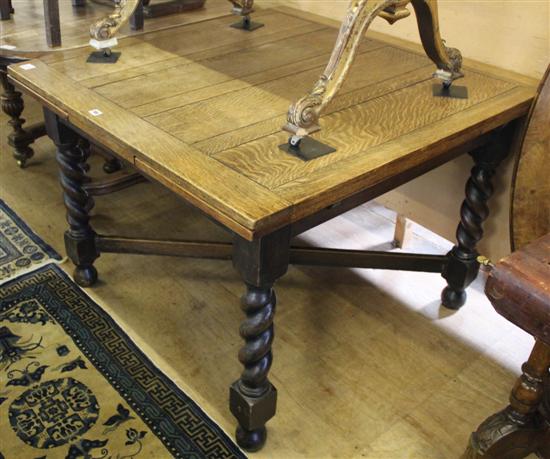 Oak draw leaf table